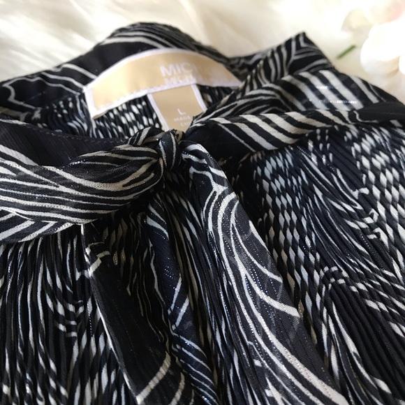 Michael kors blouse - Picture 3 of 7